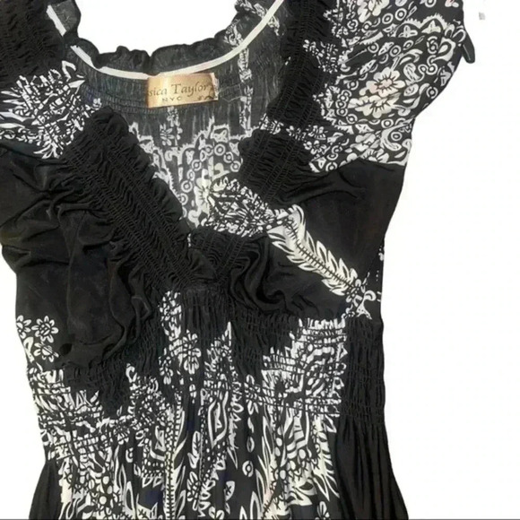 COPY - Beautiful V-Neck Floral Print, Black & White Maxi Dress - Picture 6 of 6